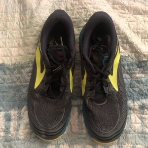 Mens Brooks Shoes Size 12